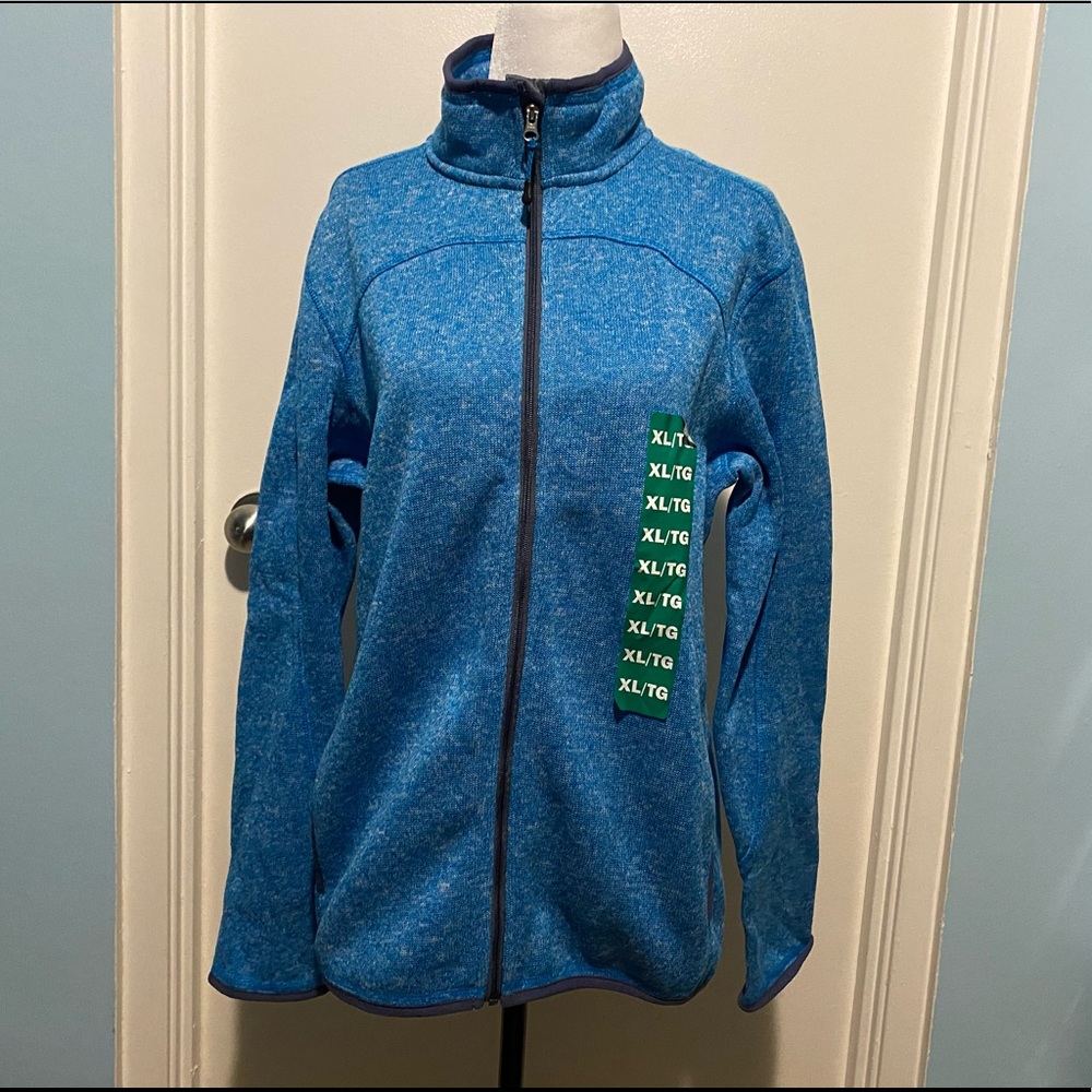 SOLDD!!! NWOT CHAMPION ZIP UP SWEATER - Picture 2 of 7